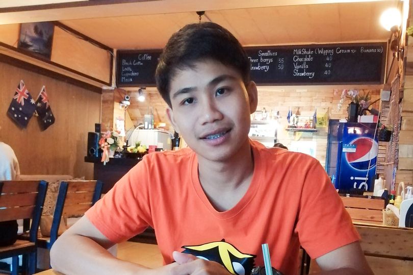 sua-chua-gian-khai-thac-bitcoin-tu-che-mot-miner-bitcoin-26-tuoi-den-tu-thai-lan-bi-dien-giat-chet