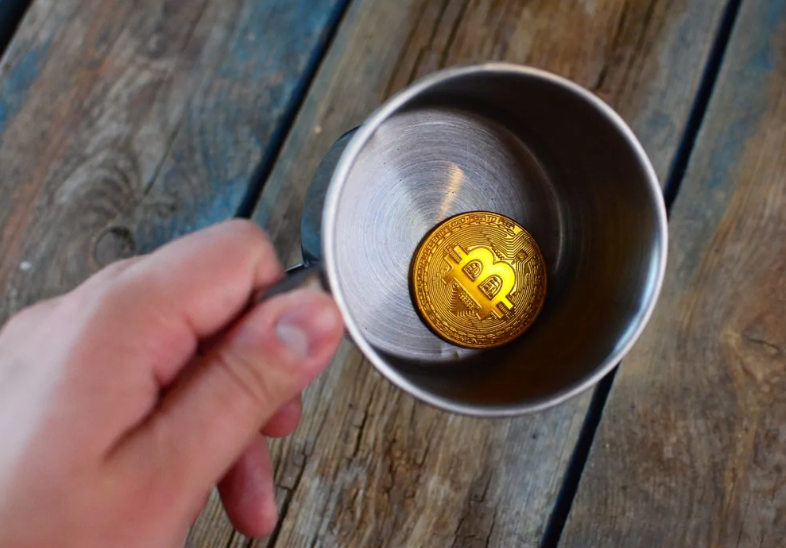 tin-van-crypto-30-10