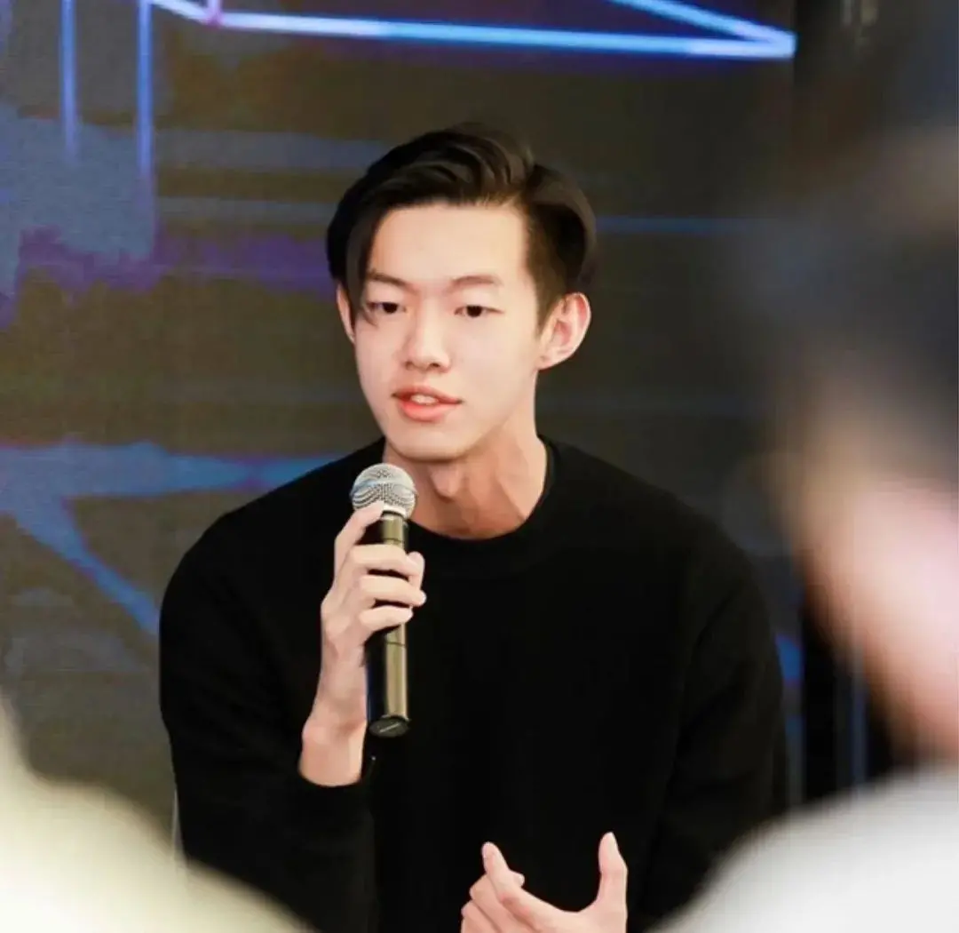 Chris Zhu